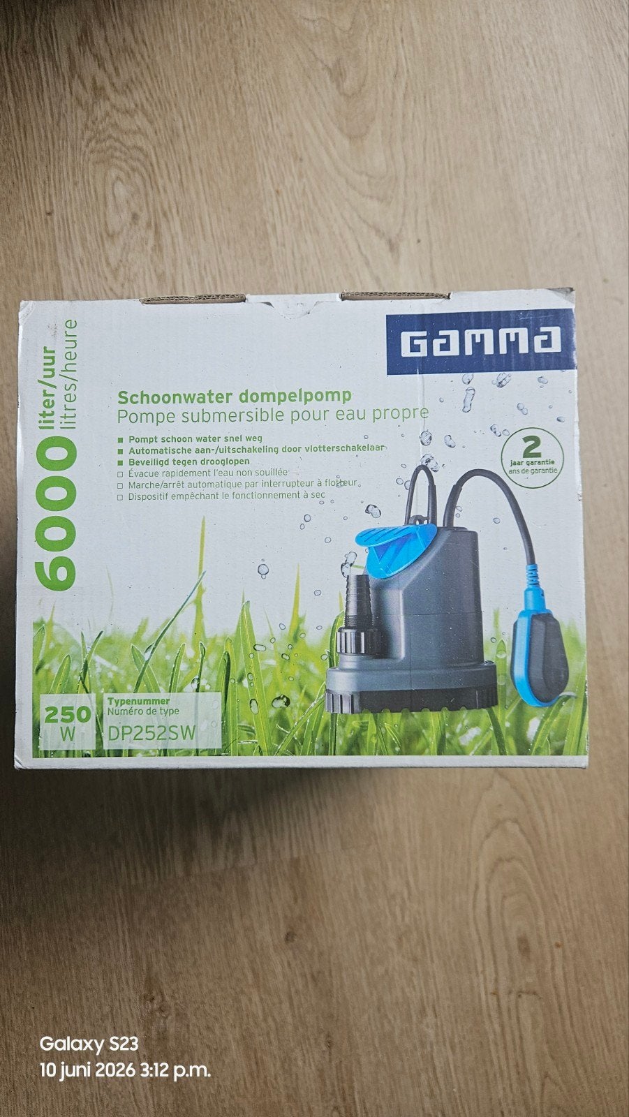 Gamma Schoonwater Dompelpomp 6000 L/u - 250W, Tuin en Terras, Waterpompen, Ophalen, Nieuw, Dompelpomp