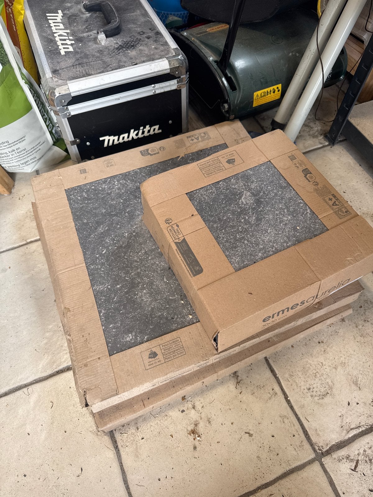 Nieuwe keramische tegels, 30x30 en 50x50, Ophalen, Keramiek, Nieuw, 20 tot 40 cm