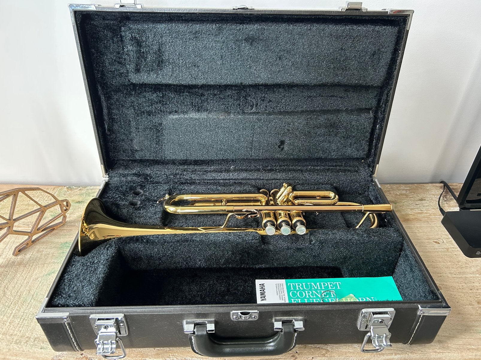Yamaha 6310Z Bobby Shew Trompet, Ophalen of Verzenden, Gebruikt, Bes-trompet, Met koffer