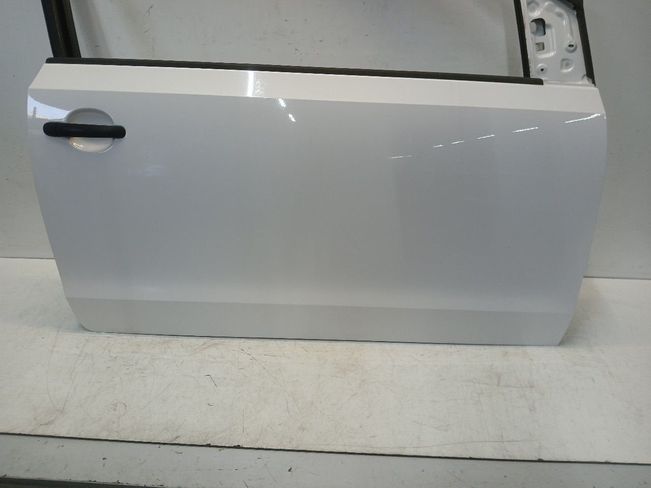 Portier rechts voor Skoda Citigo, Auto-onderdelen, Onderdelen@venauto.nl, Van der Ven Autorecycling B.V., Gebruikt, Ettenseweg 76, 4706 PB Roosendaal, The Netherlands
