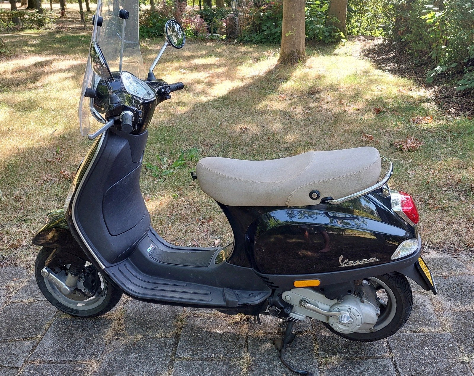 Vespa LX 50 4v uit 2010 grafietzwart 45 km, Ophalen, Gebruikt, Benzine, Vespa