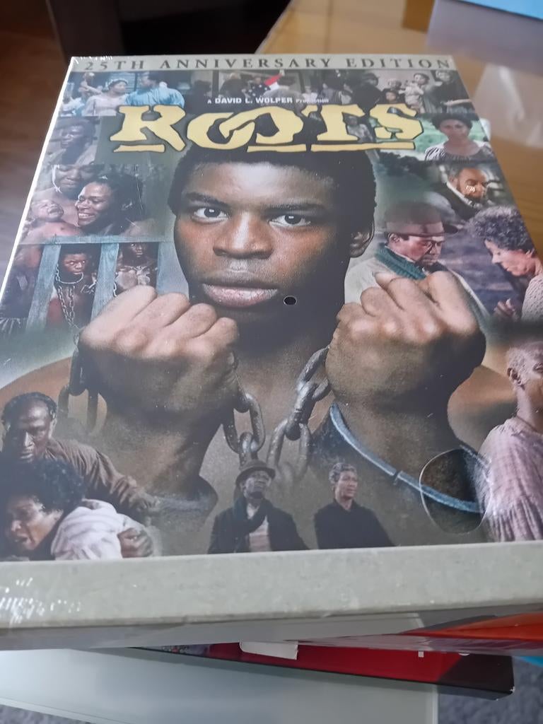 Roots    nog verzegeld, Alle leeftijden, Ophalen of Verzenden, Nieuw in verpakking
