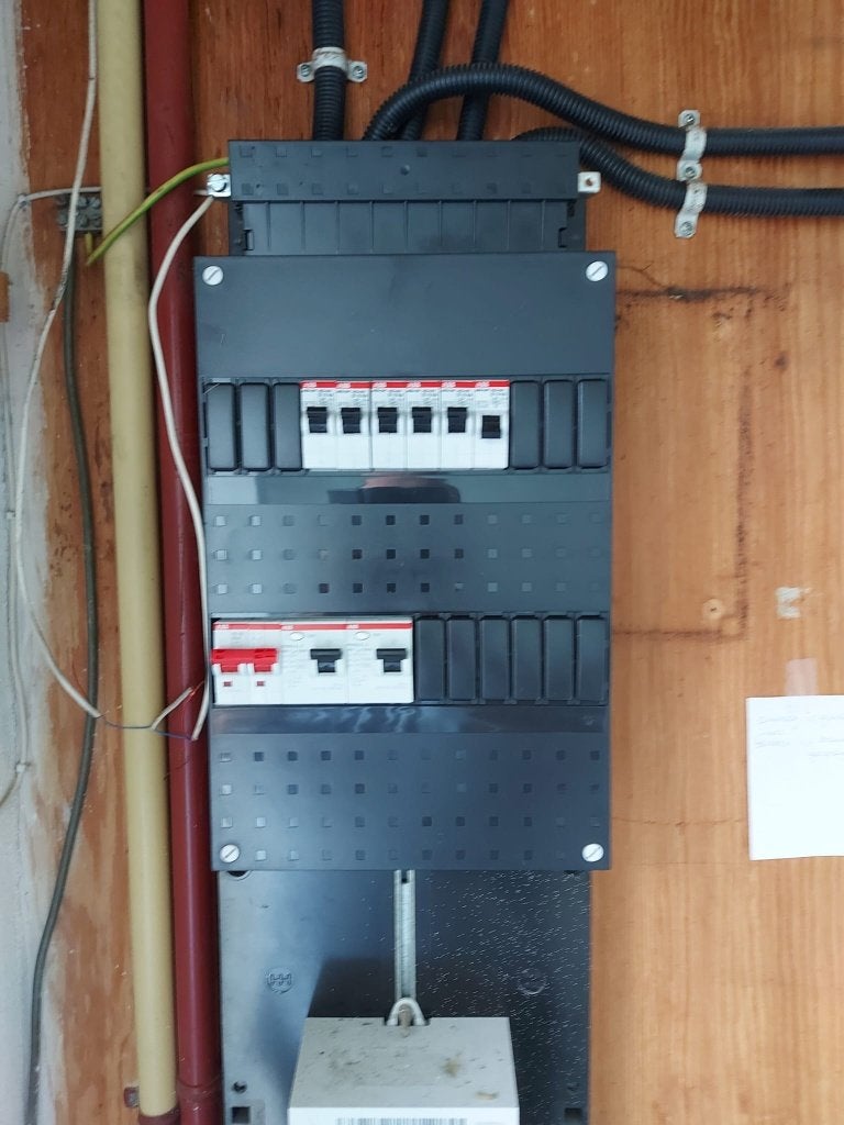 Elektrische installaties, faseovergang van 1 naar 3., Garantie, Verbouw of Aanbouw