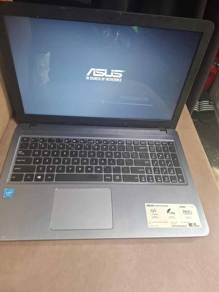 Asus laptop, Computers en Software, Windows Laptops, Ophalen of Verzenden, 15 inch, 2 tot 3 Ghz