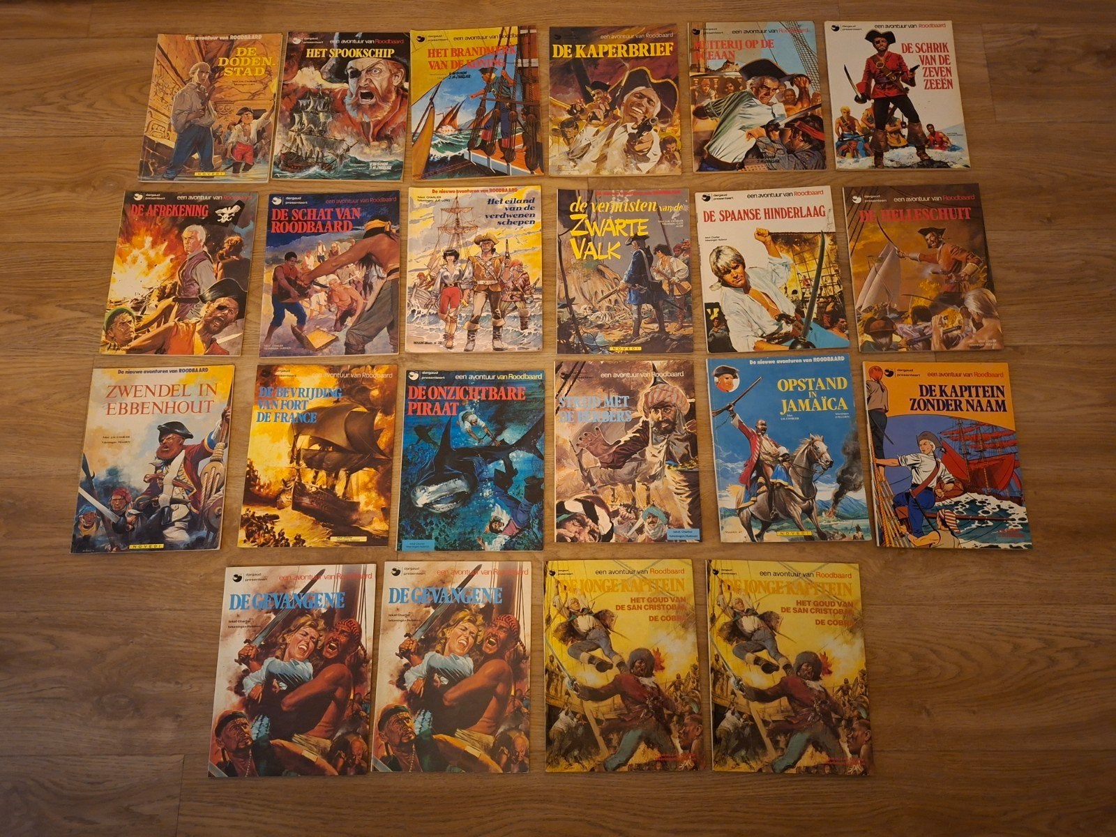 De avonturen van Roodbaard - Diverse strips, Boeken, Strips | Comics, Meerdere comics, Ophalen of Verzenden, Zo goed als nieuw