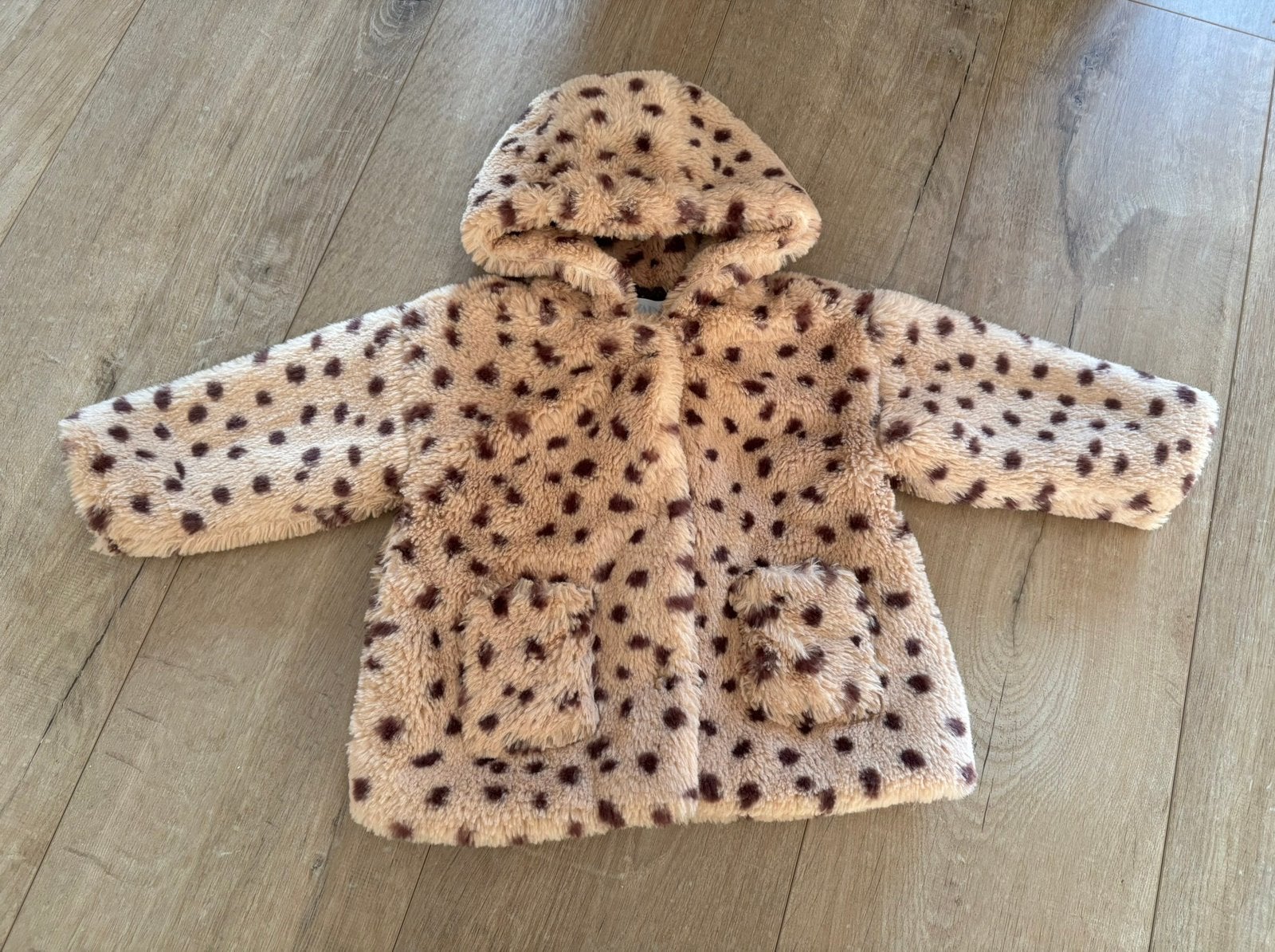 Faux fur jas maat 80. In nette staat, Ophalen of Verzenden, Zo goed als nieuw, Meisje, Jasje