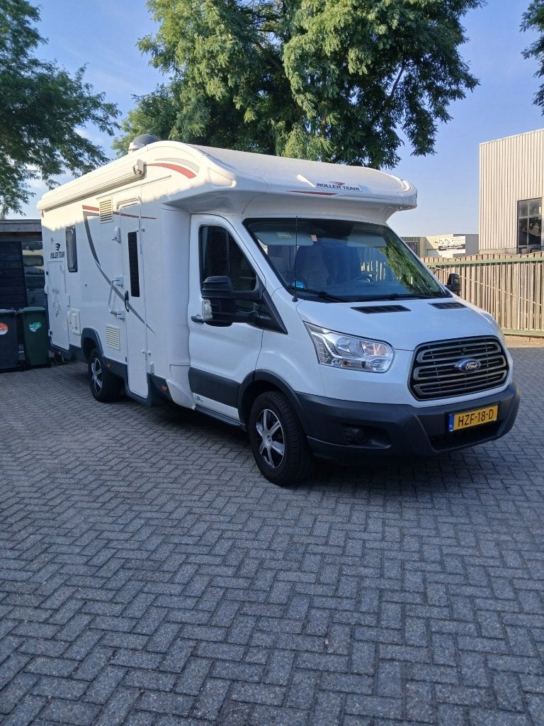 Ford Roller Team Kronos 298P, bj 2016 ,Off Grid,trekhaak, Koelkast, Ringverwarming, 6 tot 7 meter, Particulier