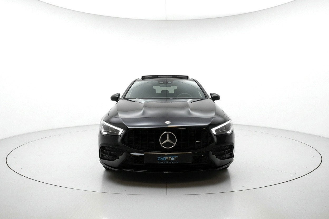 Mercedes-Benz CLA-klasse 200 AMG NIGHT PANO SFEER CAM NAP, Auto's, Gebruikt, 715 kg, Origineel Nederlands, Bedrijf