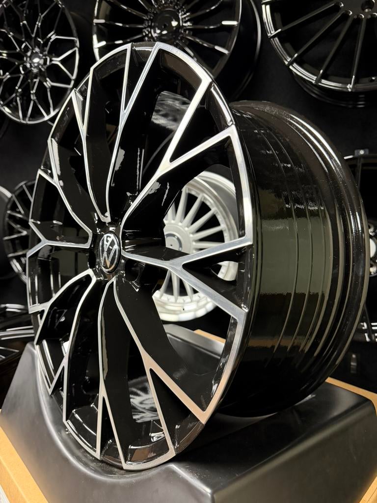19 inch velgen voor Volkswagen Warmenau R GTI 5x112 Golf 7 8, 19 inch, Velg(en), Nieuw, Ophalen of Verzenden