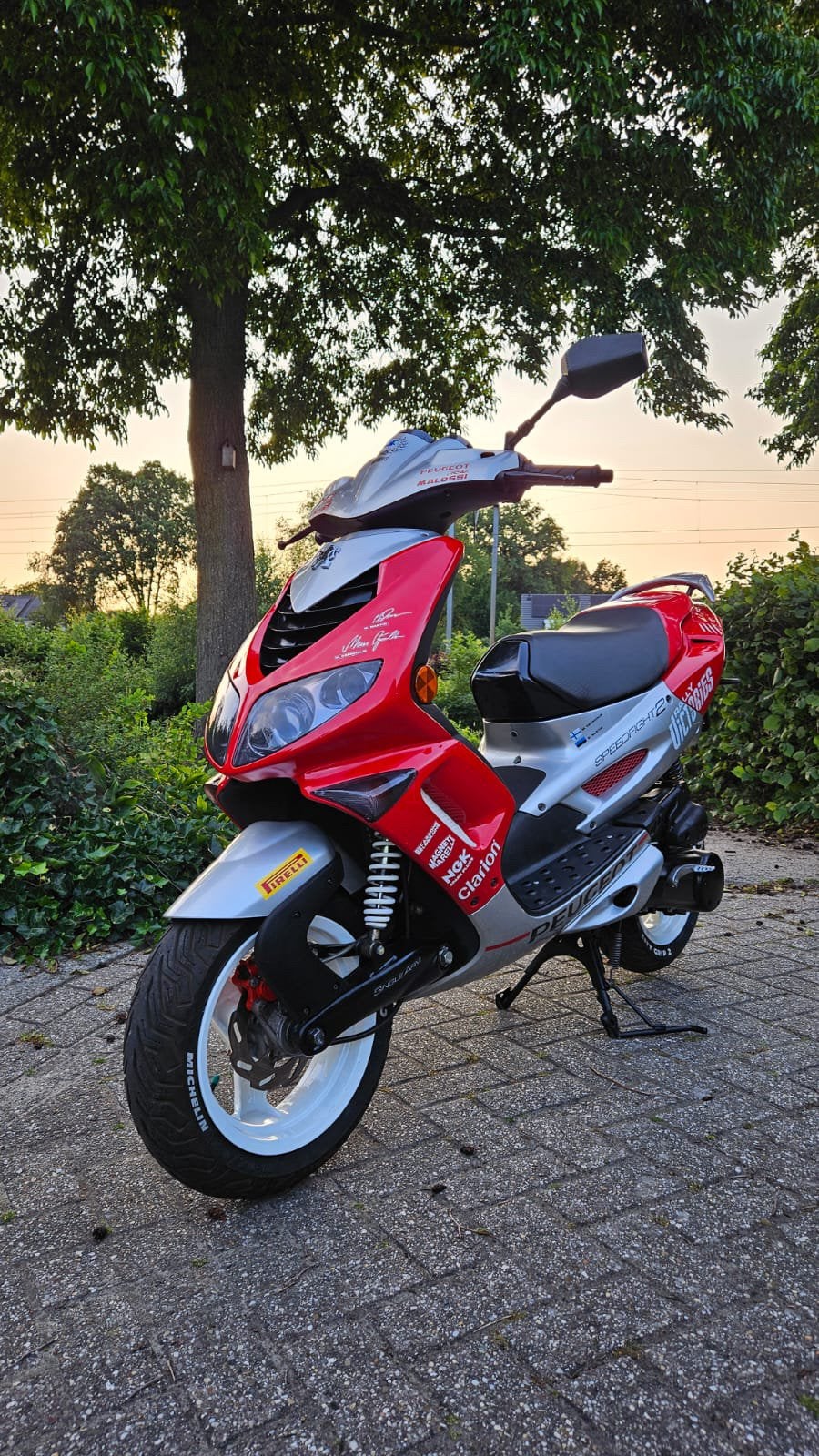 Peugeot Speedfight 2 rally victory SUPER NETJES, Fietsen en Brommers, Scooters | Peugeot, Ophalen, Tweetakt, Gebruikt, Maximaal 45 km/u