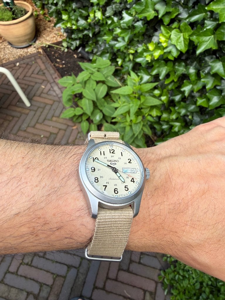 Seiko field watch SRPJ83 sports 5, Seiko, Staal, Polshorloge, Overige materialen