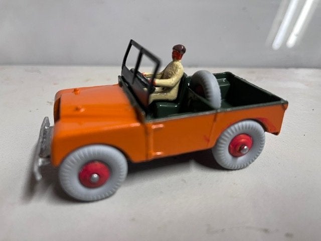 Dinky Toy Land Rover 27D (2), Ophalen of Verzenden, Zo goed als nieuw, Auto, Dinky Toys