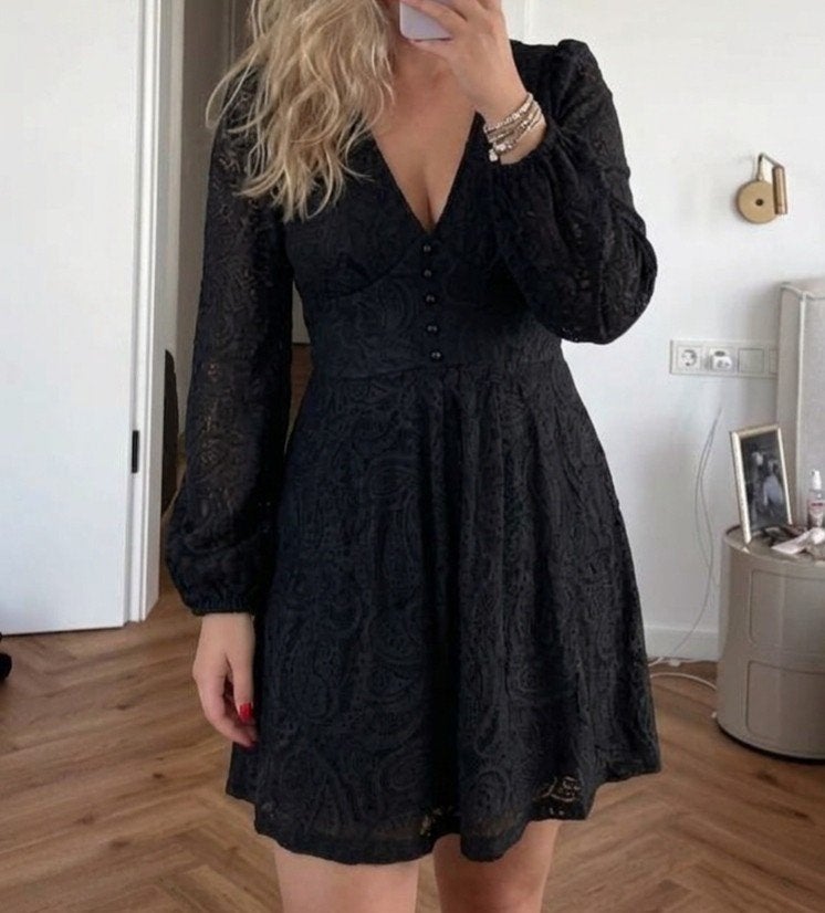 Gothic-stijl jurk maat S small met lange mouwen en opvallend, Zwart, Nieuw, Ophalen of Verzenden, Maat 36 (S)