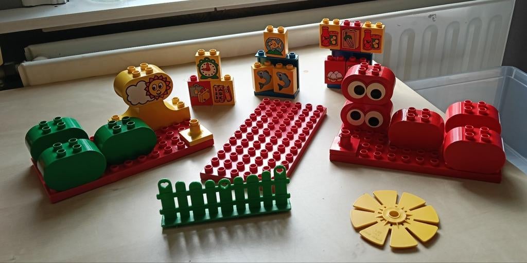 Verzameling Duplo blokken en figuren, Kinderen en Baby's, Speelgoed | Duplo en Lego, Ophalen of Verzenden, Gebruikt, Losse stenen