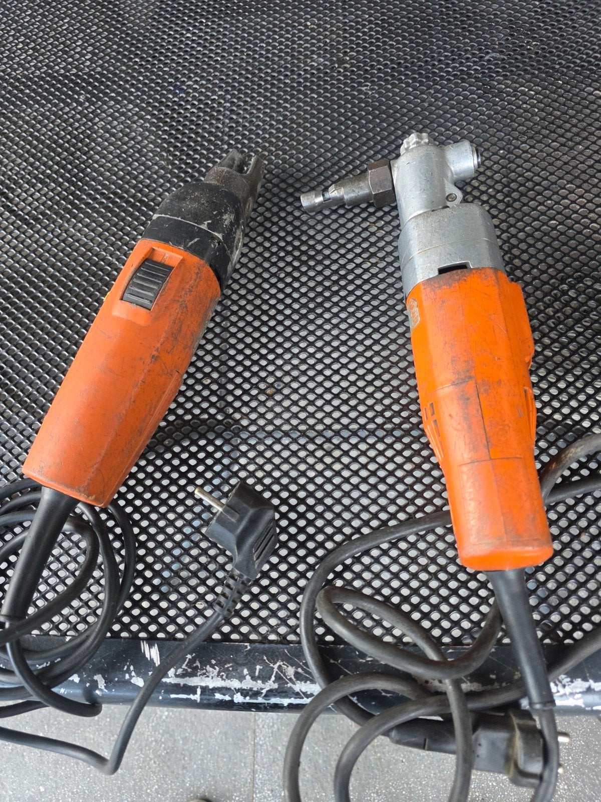 knabbelscharen fein., Ophalen, Minder dan 700 watt