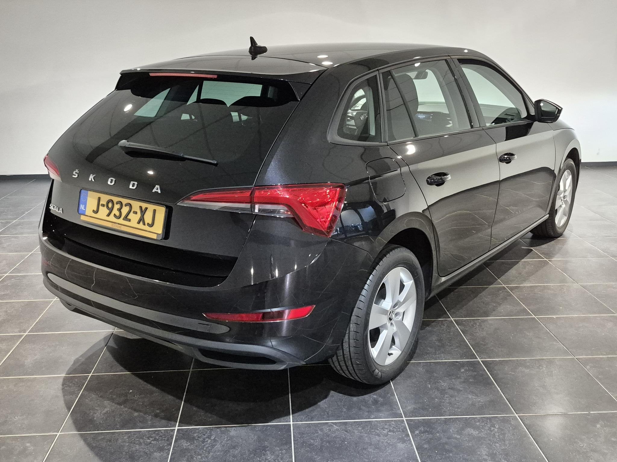 Skoda Scala 1.0 TSI Ambition Climate control | Android auto/, Auto's, Skoda, Gebruikt, Euro 6, Automatische klimaatregeling, Origineel Nederlands