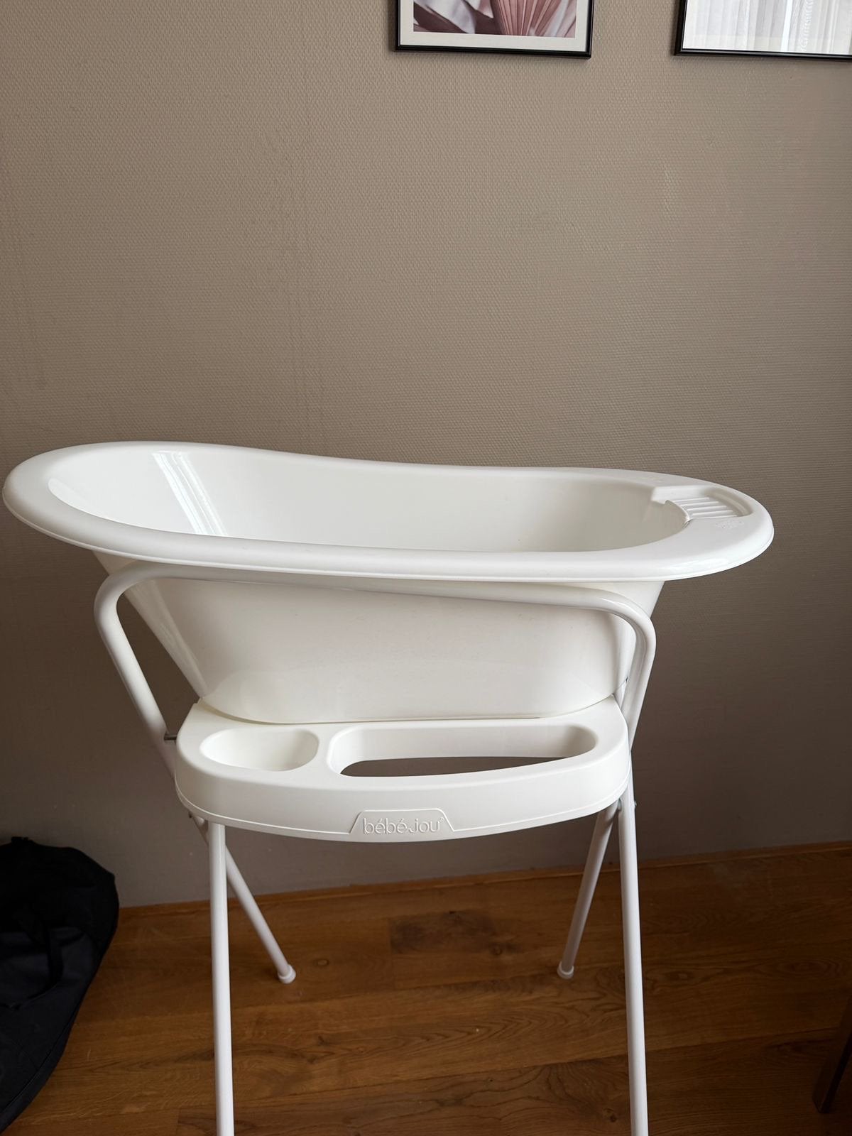 Bébé-jou Baby Bath with Stand, Ophalen of Verzenden, Zo goed als nieuw, Badje, Bébé-jou