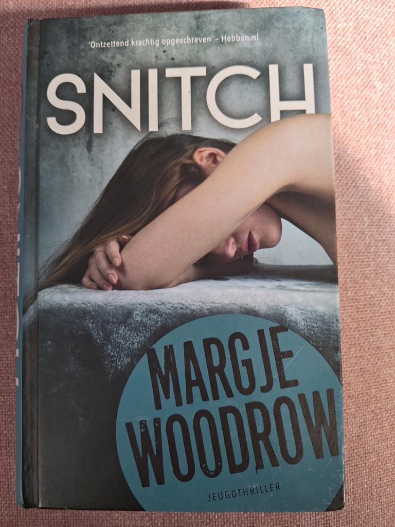 Snitch - Margje Woodrow (Jeugdthriller), Ophalen of Verzenden, Gelezen, Margje Woodrow, Fictie