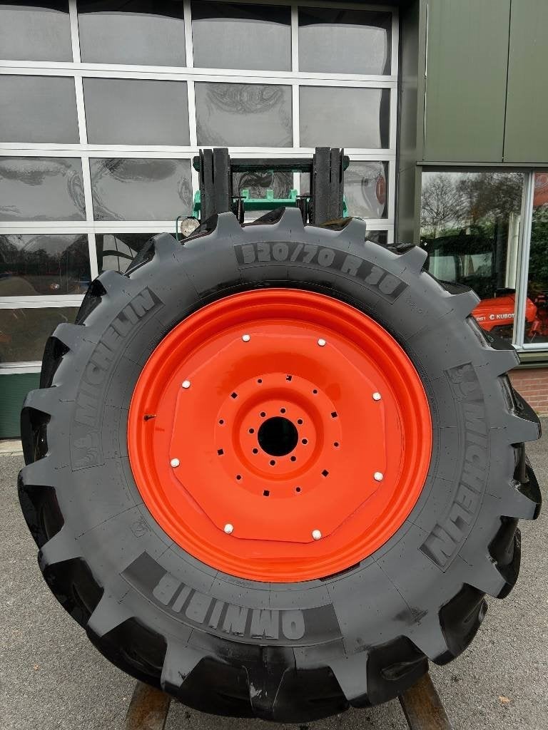Michelin 520/70R38 420/70R24