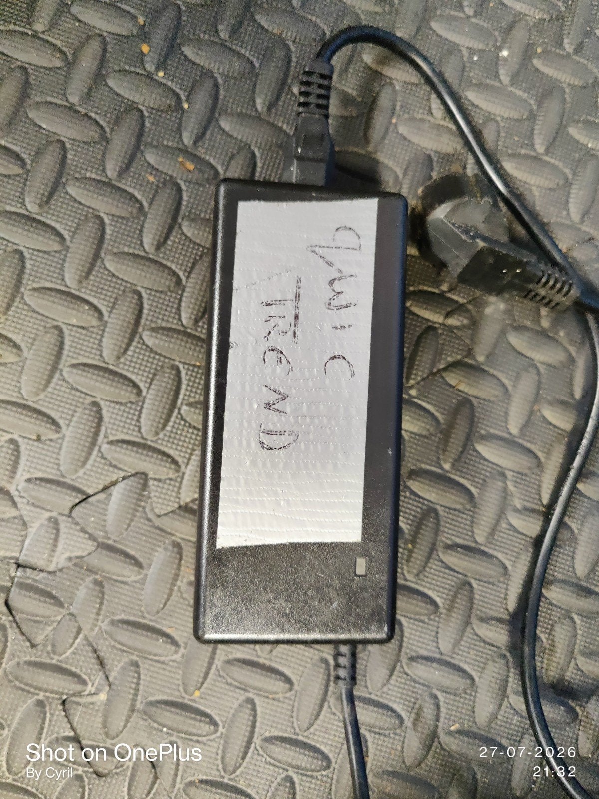 Li-Ion Acculader 42V 2A - SANS Electronic Co. Ltd., Fietsen en Brommers, Fietsaccessoires | Fietsaccu's, Ophalen of Verzenden