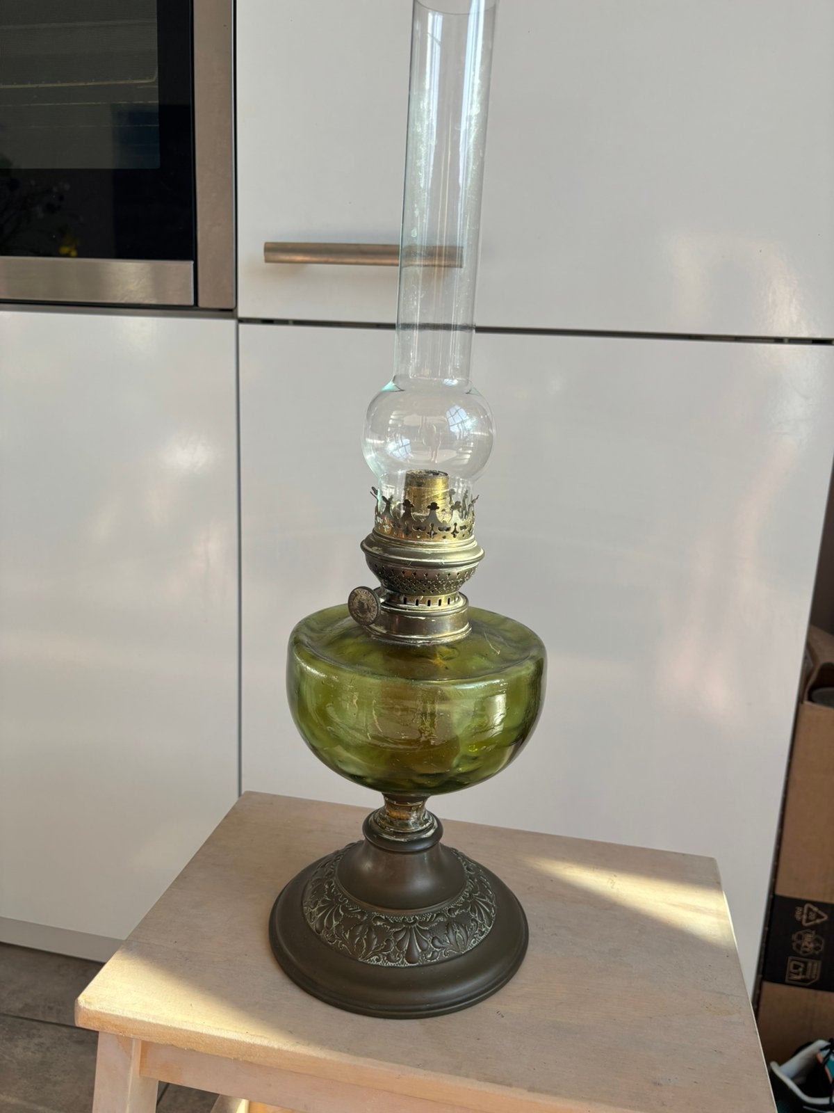 Antieke olielamp, Ophalen