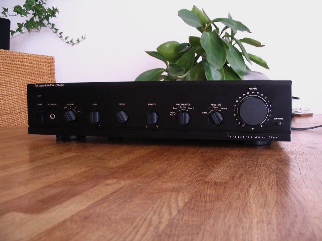80's Harman Kardon versterker type HK6100, Audio, Tv en Foto, Overige merken, Gebruikt, Ophalen of Verzenden, Minder dan 60 watt