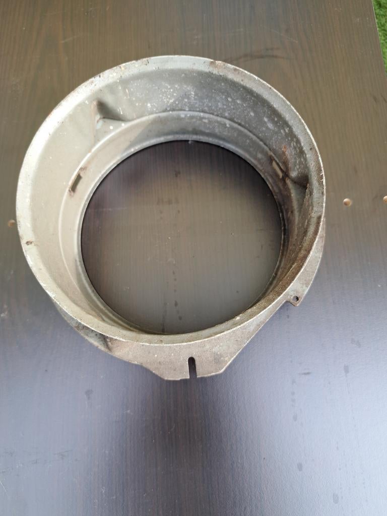 Koplamp bevestiging Volvo 140 serie, Auto-onderdelen, Ophalen of Verzenden, Gebruikt, Volvo