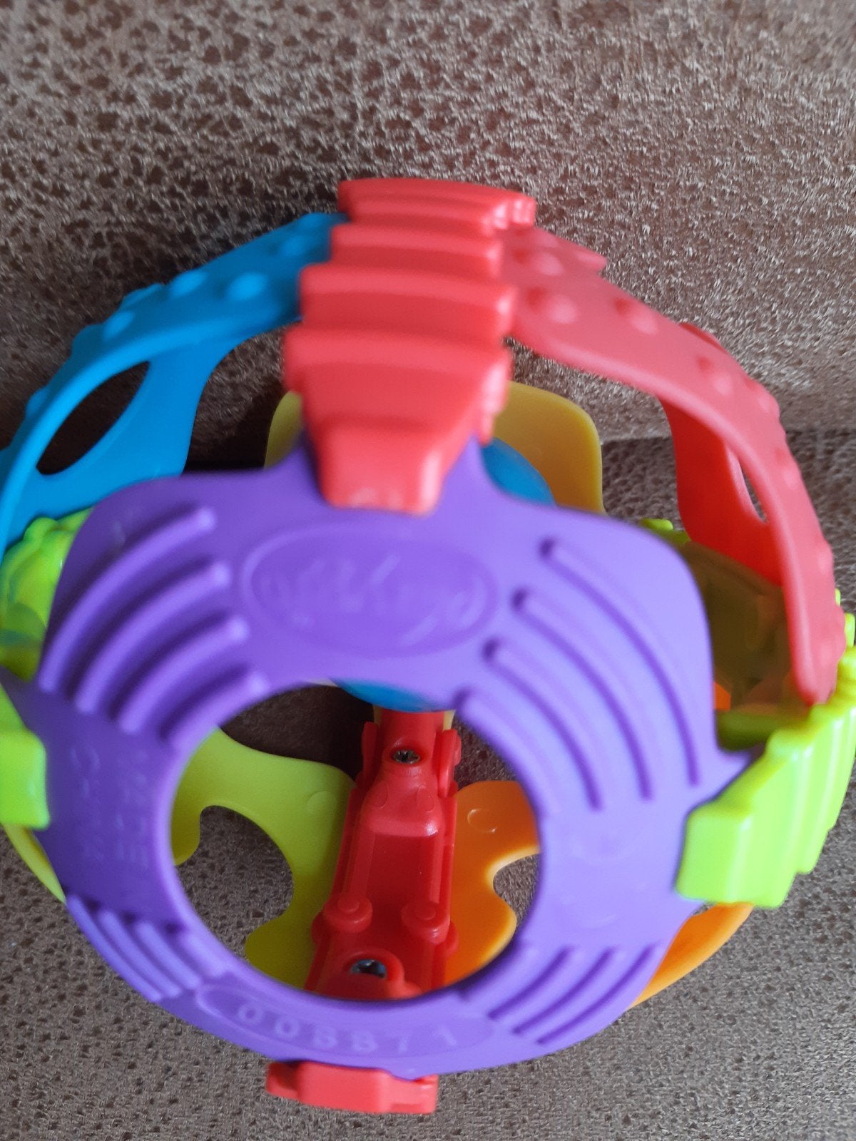 Kleurrijke  playgro rammelaar bal - Zo goed als nieuw, Kinderen en Baby's, Ophalen of Verzenden, Zo goed als nieuw, Rammelaar