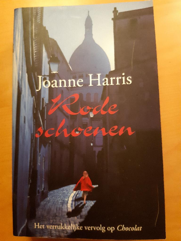 Roman 'Rode Schoenen' - Joanne Harris, Ophalen of Verzenden, Zo goed als nieuw, Joanne Harris, Europa overig