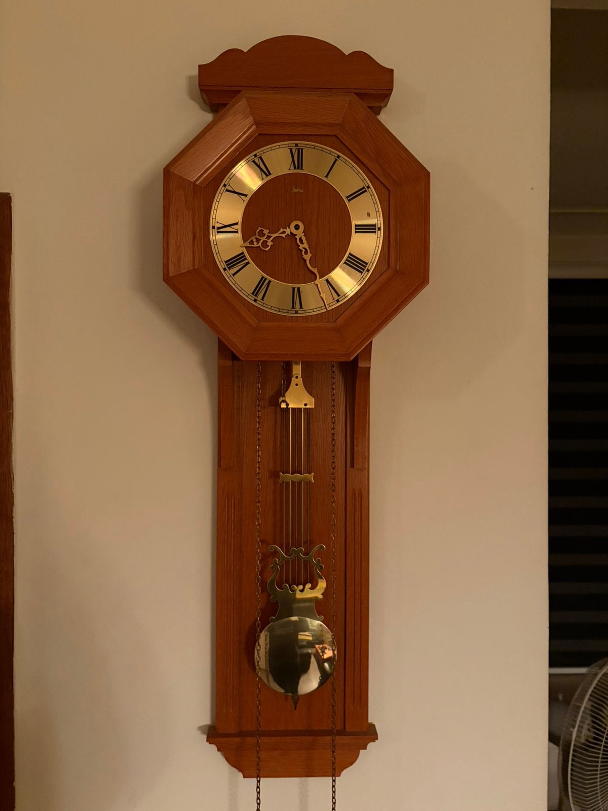 Joléma mechanische wandklok – houten slingerkl, Ophalen