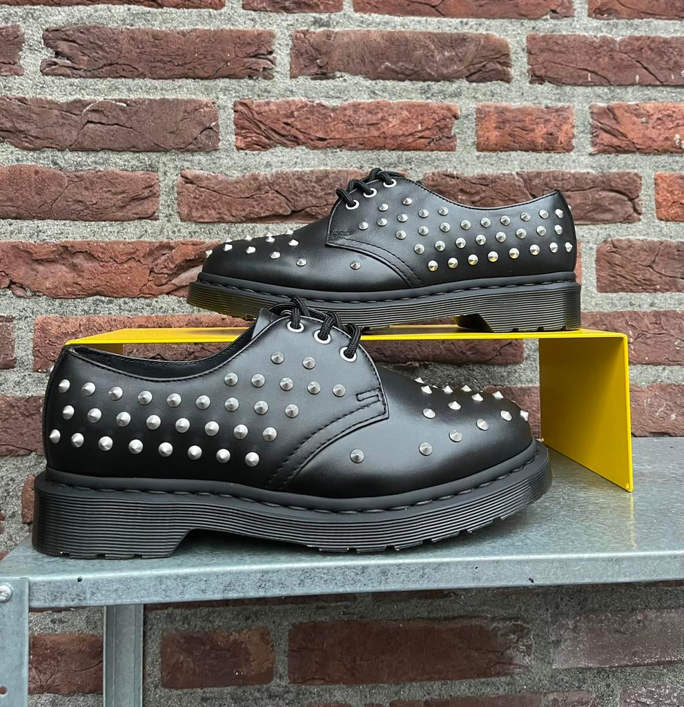 Dr. Martens 1461 Stud maat 37 en 40, Kleding | Dames, Schoenen, Nieuw, Lage of Enkellaarzen, Zwart, Ophalen of Verzenden