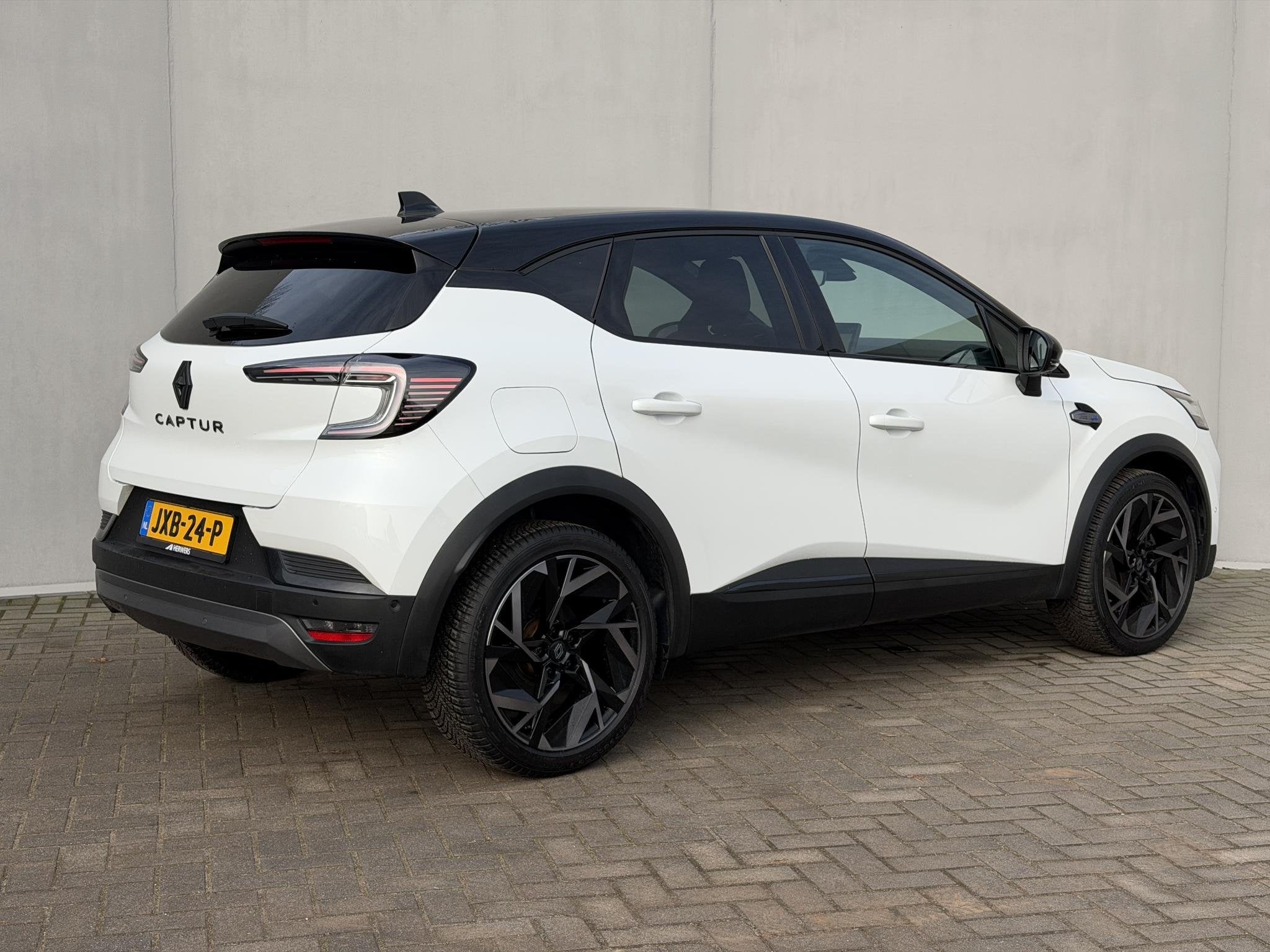 Renault Captur 1.3 mild hybrid 160 esprit Alpine / Trekgewic, Auto's, Renault, 1272 kg, Gebruikt, Euro 6, 4 cilinders