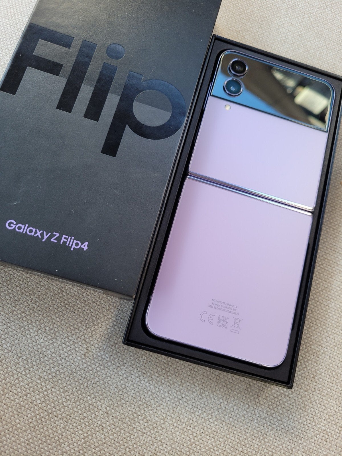 Samsung Galaxy Z Flip4 nette staat