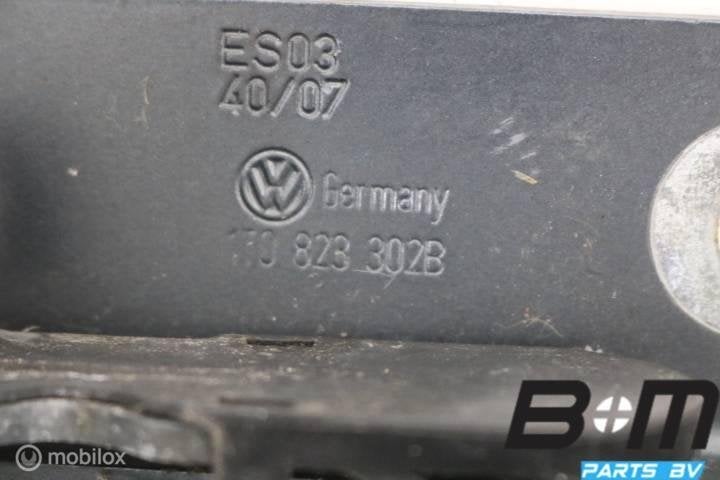Motorkapscharnier rechts VW Caddy 2K Life 1T0823302B, Gebruikt