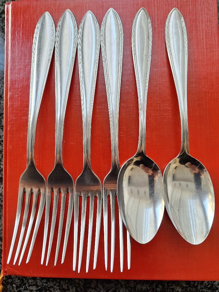 Amefa stainless 4 vorken 2 lepels, Huis en Inrichting, Keuken | Bestek, Ophalen of Verzenden, Gebruikt, Rvs of Chroom