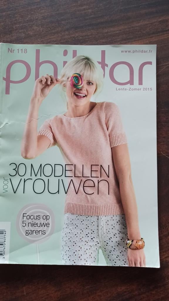 Phildar, frisse , vrouwelijke breipatronen,  lente en zomer, Ophalen of Verzenden, Zo goed als nieuw, Breien, Patroon of Boek