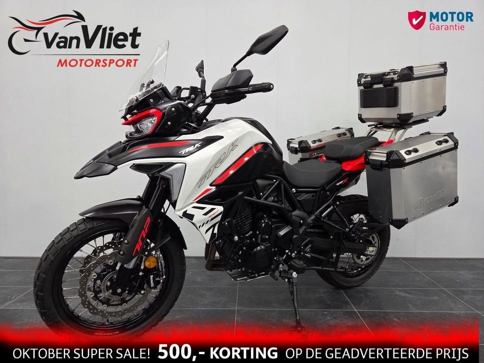 Top Conditie.! Benelli TRK 702 X Pas 1929km.! BJ 2025 E5+, Motoren, 2 cilinders, Bedrijf, Onbekend, Meer dan 35 kW