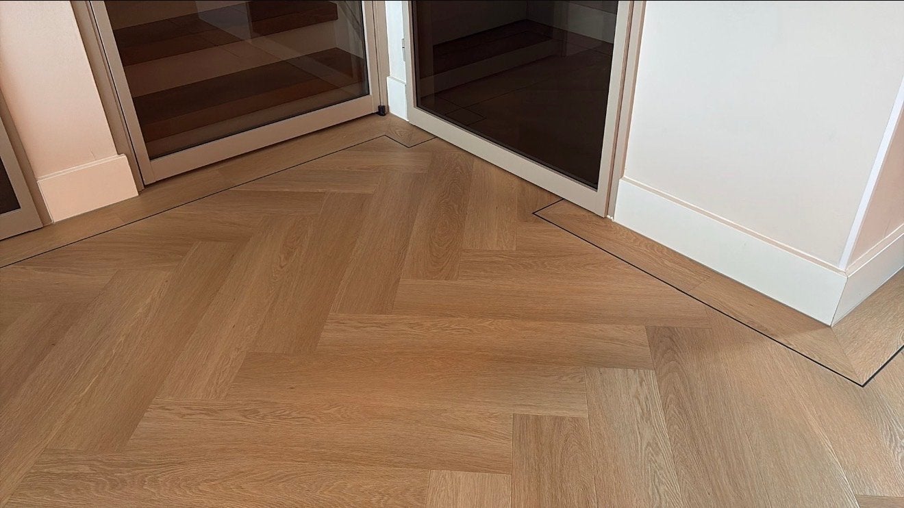 Pvc vloer met band en bies compleet gelegd voor €49,95!!