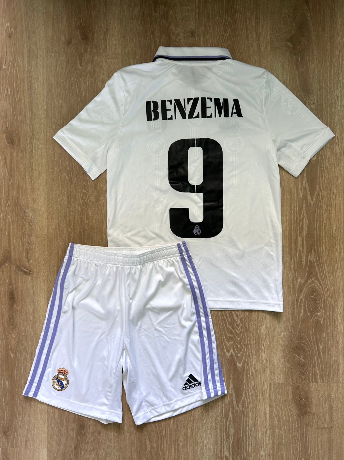 Benzema Real Madrid Adidas thuistenue 22/23 Maat 164/XS, Wit, Nieuw, Ophalen of Verzenden, Adidas