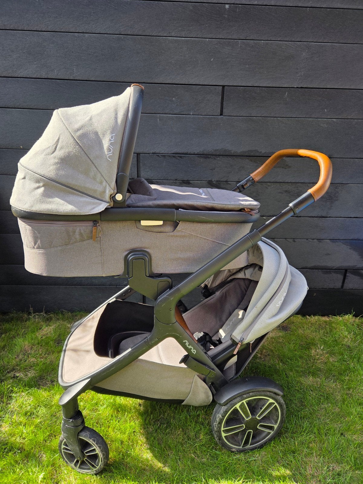 Nuna Demi Grow en Nuna Pipa Next - meer dan compleet!, Gebruikt, Combiwagen, Met autostoeltje, Ophalen