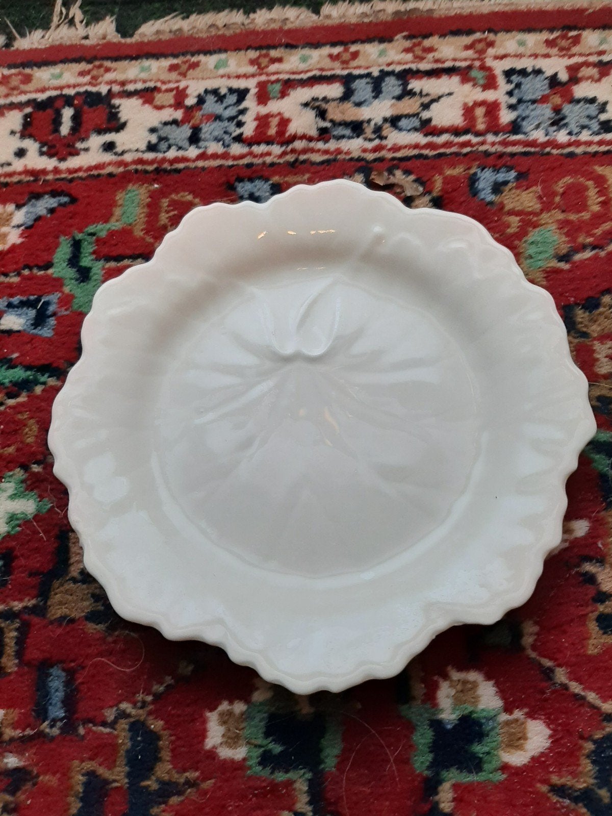 Wedgwood Etruria & Barlaston schaal, wit, bladvormig, Ophalen of Verzenden