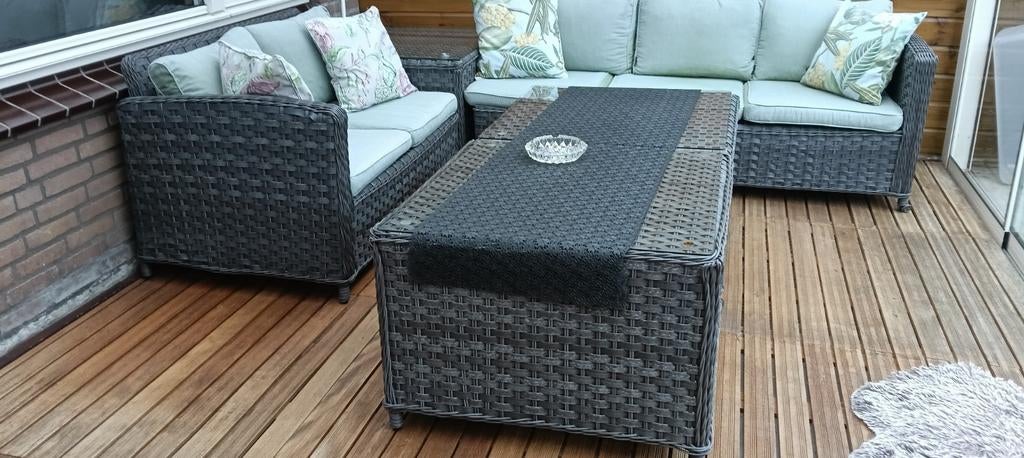 Luxe Wicker Loungeset met Comfortabele Kussens, 5 zitplaatsen, Bank, Ophalen of Verzenden, Zo goed als nieuw