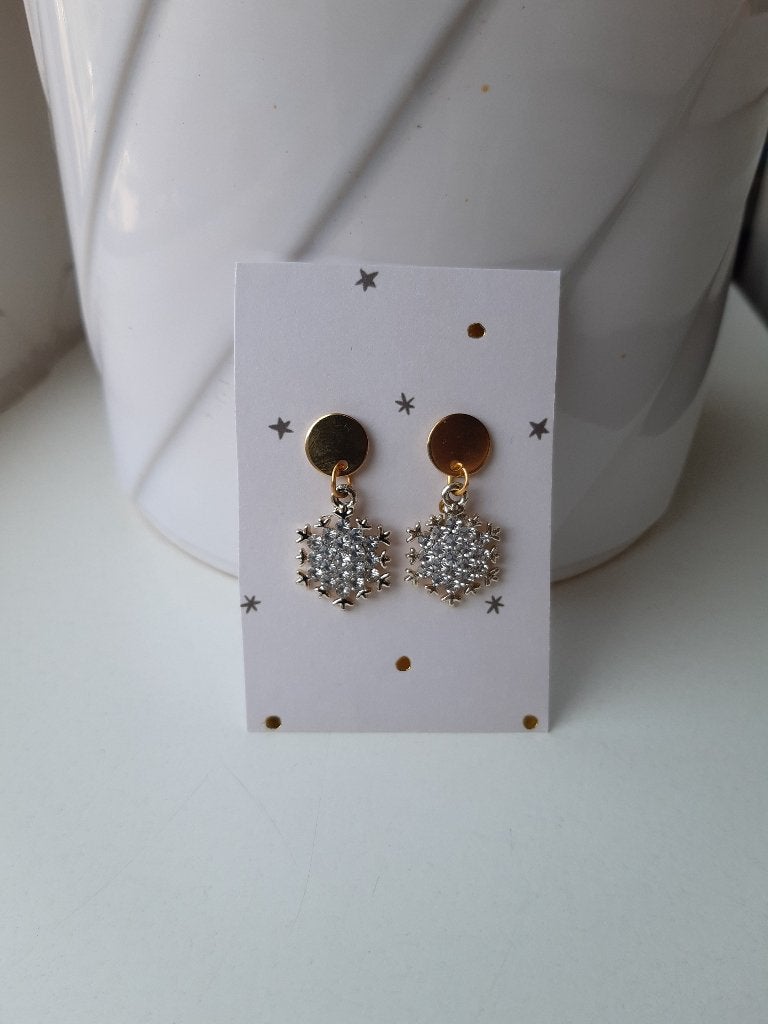 Gouden Sneeuwvlok Oorbellen met Strass, Sieraden, Tassen en Uiterlijk, Overige materialen, Nieuw, Ophalen of Verzenden, Knopjes of Stekers