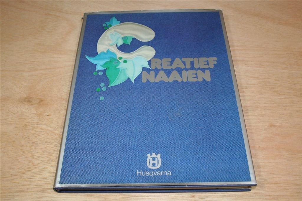 Creatief Naaien — Kleding, Stofferen & Meer [Ann Ladbury], Boeken, Ophalen of Verzenden, Gelezen