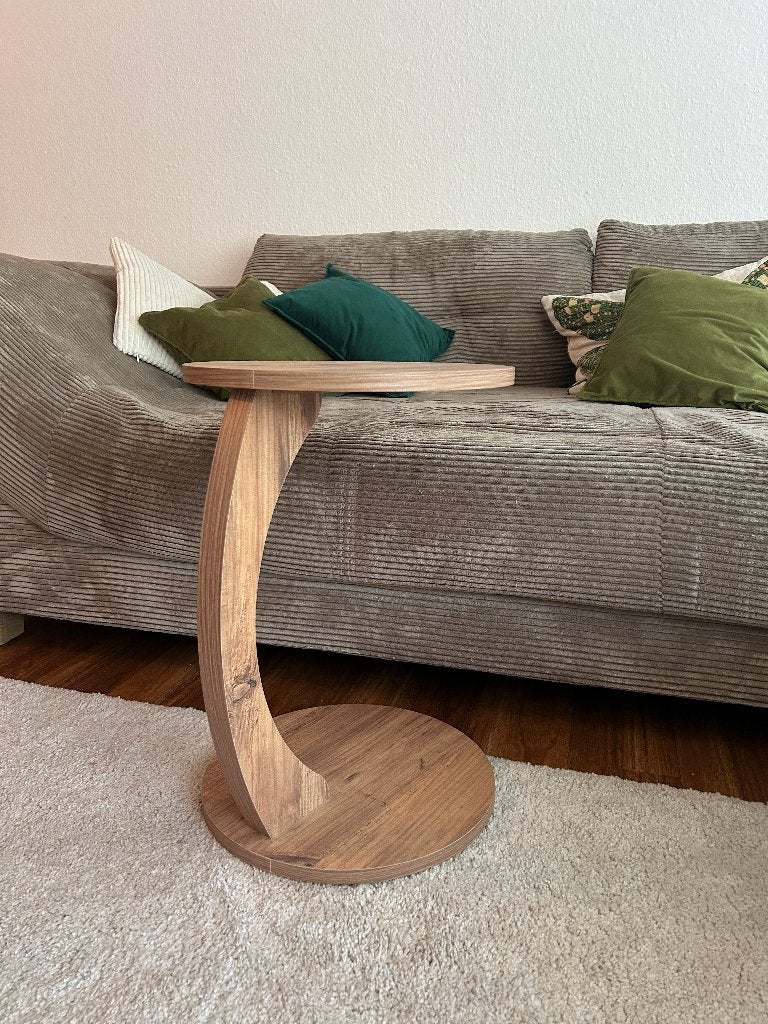 Bijzet tafel met notenhout optiek, Minder dan 55 cm, Rond, Hout optiek, Zo goed als nieuw
