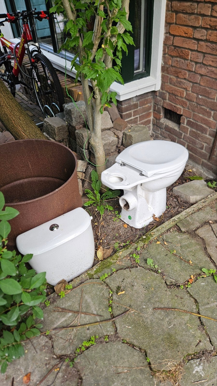 WC gratis op te halen, Doe-het-zelf en Verbouw, Ophalen, Gebruikt, Toilet