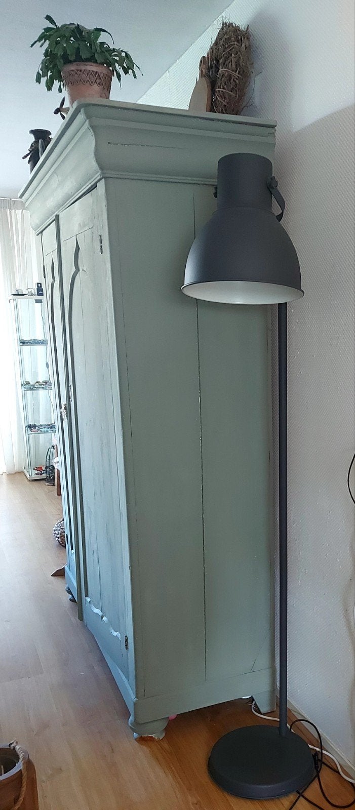 Stoere  grijze vloerlamp, Ophalen, Zo goed als nieuw, 150 tot 200 cm