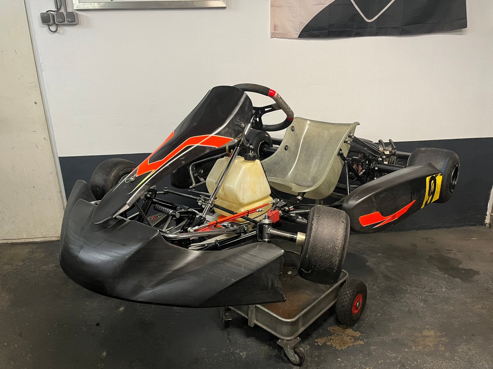 RossoKorsa automaat chassis, Sport en Fitness, Ophalen, Zo goed als nieuw, Kart