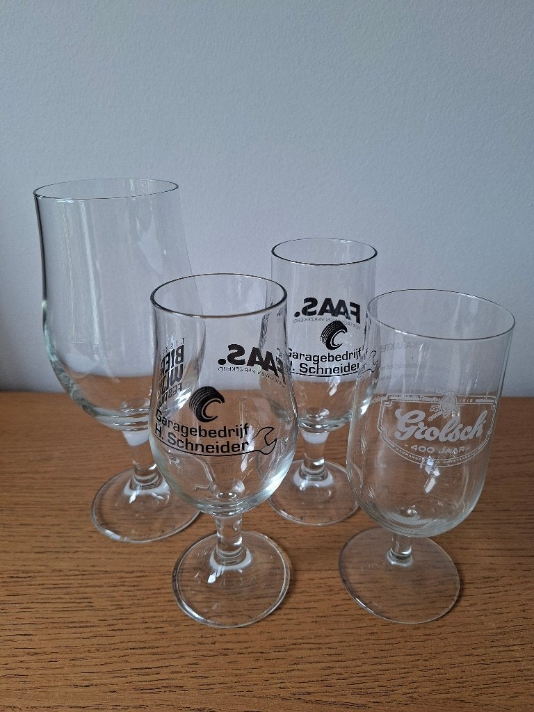 4 x bierglas. Grolsch, garagebedrijf Schneider, tulpbierglas, Ophalen, Zo goed als nieuw, Glas of Glazen, Overige merken