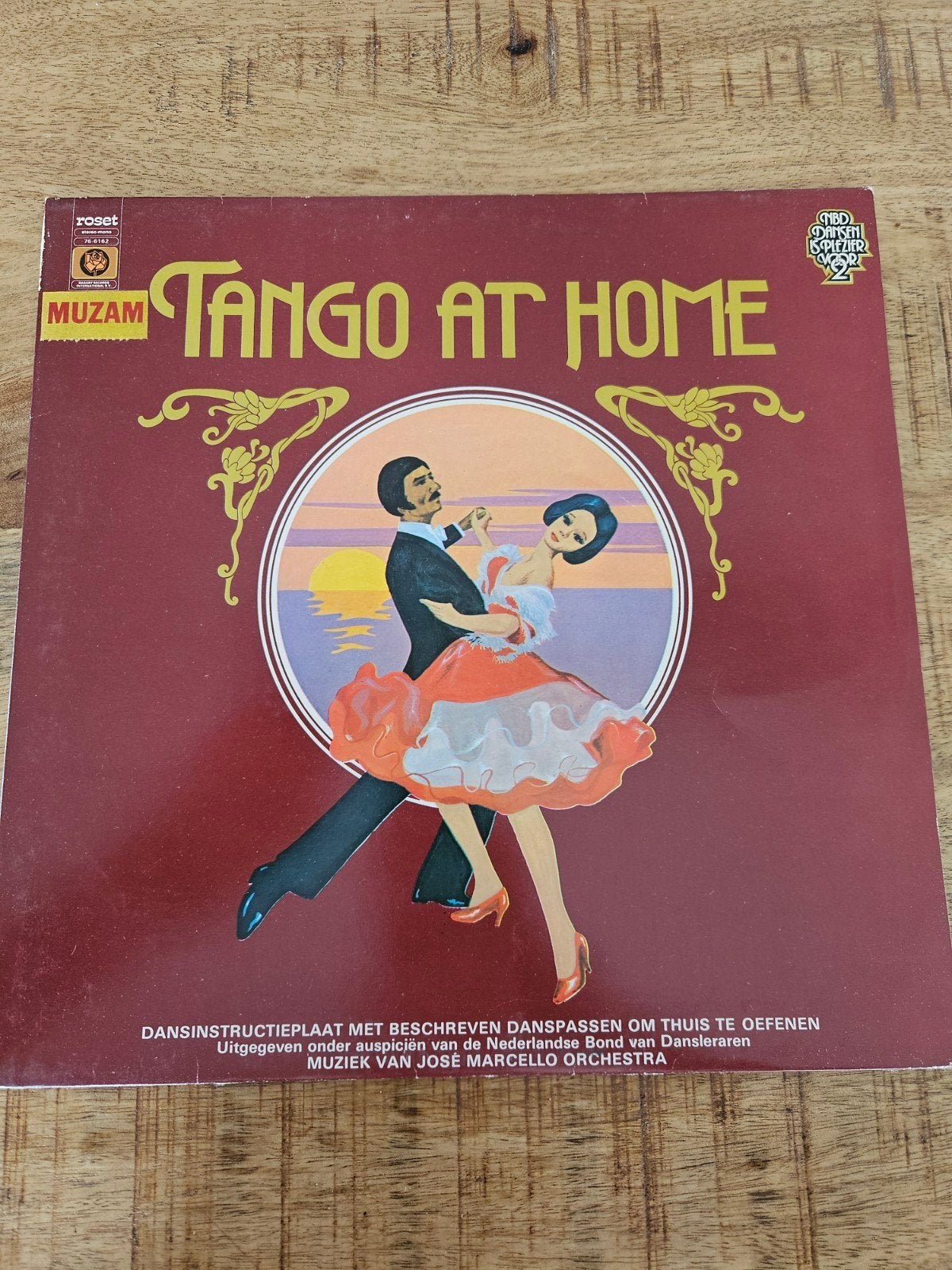 José Marcello Orchestra - Tango At Home, Ophalen